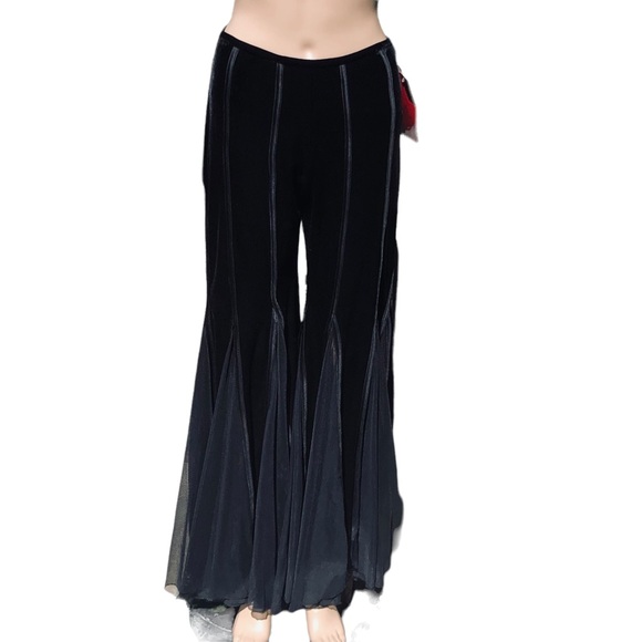 JS collections NWT black velvet bell bottom pants with sheer pant leg inlay sz 4 - Picture 4 of 14